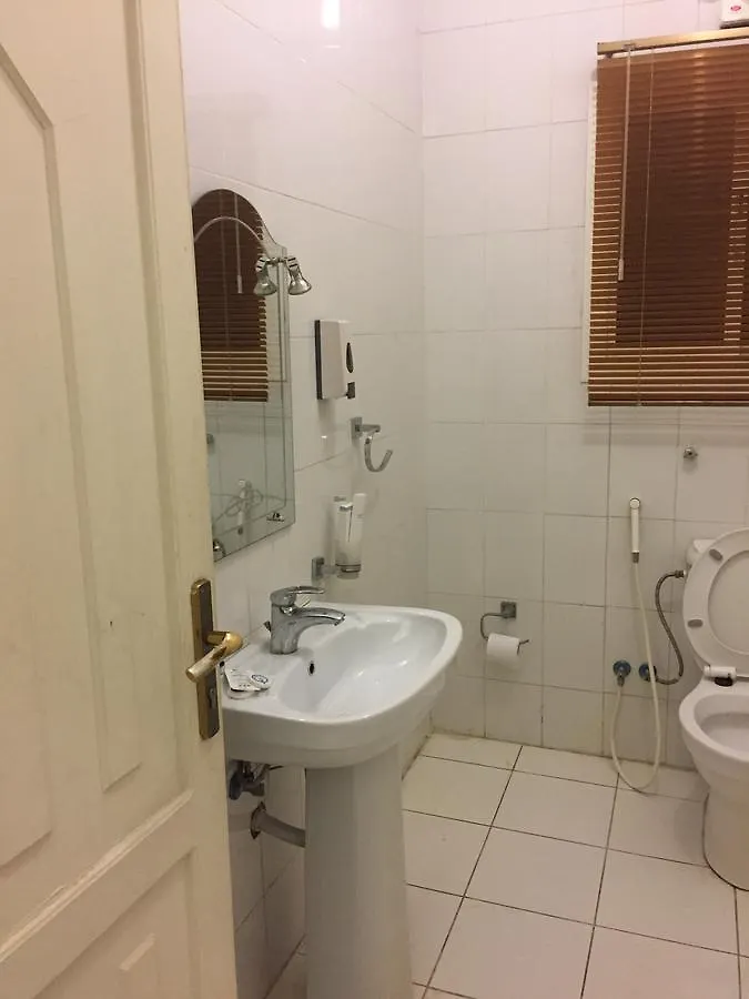 アパートホテル ジェッダ Loloat Al Faiha Furnished Unitsアパートホテル